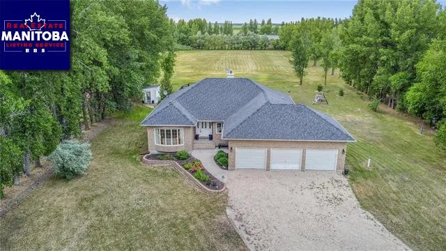 2163 Leclaire Road, Ile Des Chenes
