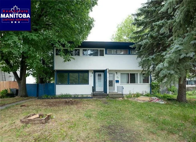 57 Berkshire Bay, Winnipeg
