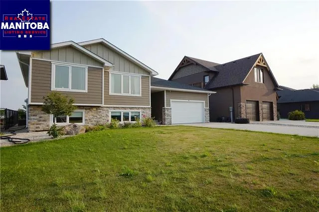66 Rockridge Drive