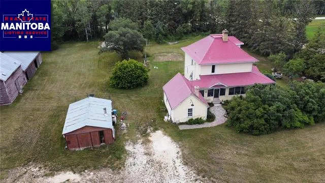 7154 Road 83n Road, Balmoral