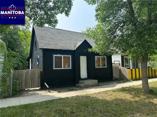 750 Magnus Avenue, Winnipeg