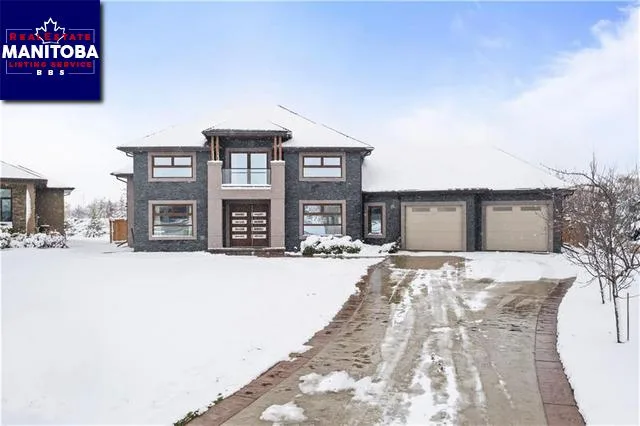 25 Fairway Close, Steinbach