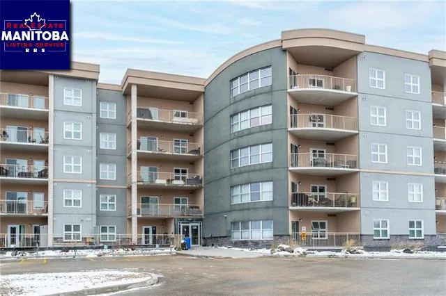 416 130 Creek Bend Road, Winnipeg
