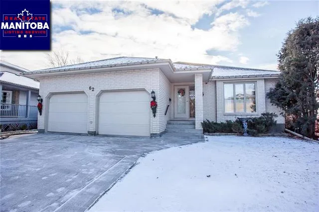 62 Royal Park Crescent, Winnipeg