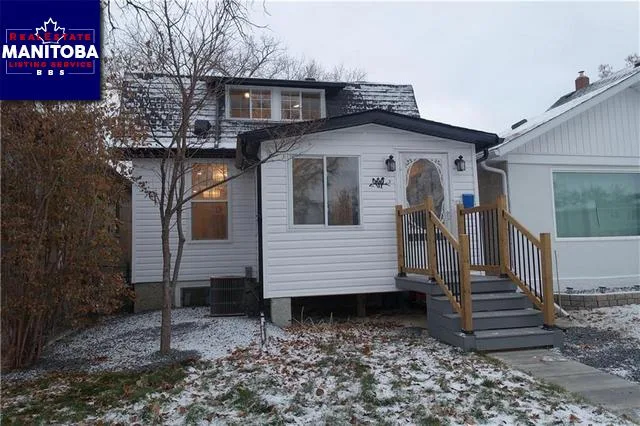 677 Jubilee Avenue, Winnipeg