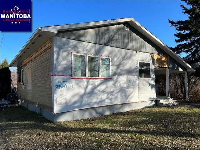 112 6th Avenue Sw, Dauphin