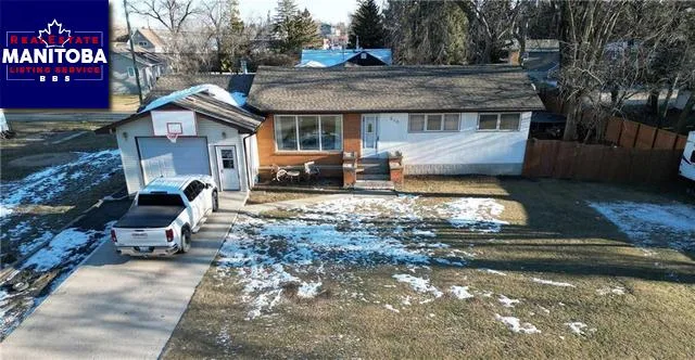 510 Laurier Avenue, Killarney